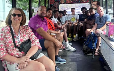 3 Hour Hop ‘N Hop Out Bus Tour w/ lunch in Atlanta
